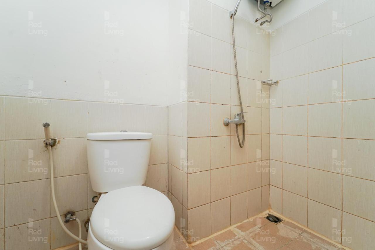Redliving Apartemen Easton Park Jatinangor - Azhimah Rooms Sumedang Room photo